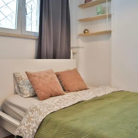 The View In The City! Palace Of Cultur And Science! Metro Centrum - After Renovations Varsóvia