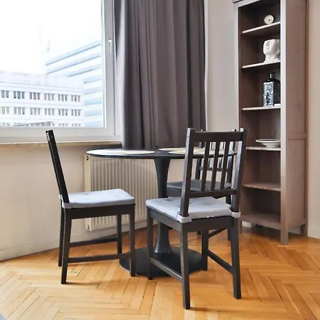 Apartment The View In The City! Palace Of Cultur And Science! Metro Centrum - After Renovations *
